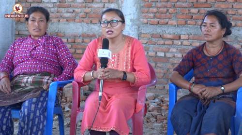 थाकेका छैनन्, बोझेनीका तामाङ महिलाहरु । भूमि प्रति
